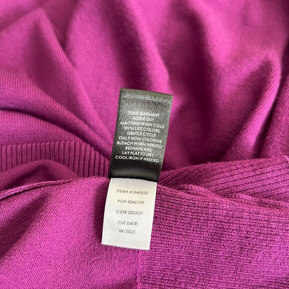 Torrid Plum Peek a Boo / Keyhole Pullover Sweater Size 3 Womens - Picture 11 of 11